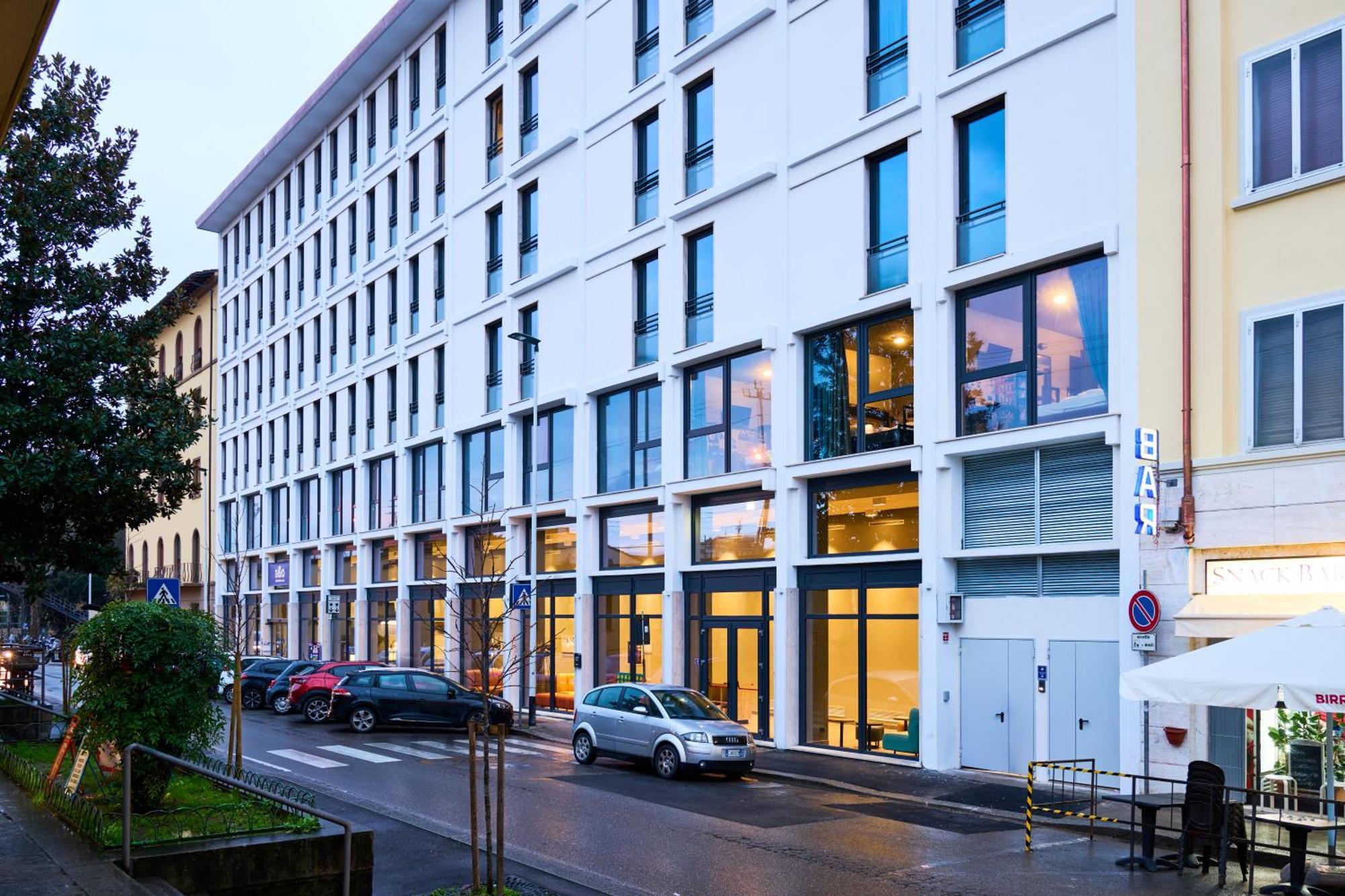 A&O Hostel Firenze Campo Di Marte Ngoại thất bức ảnh