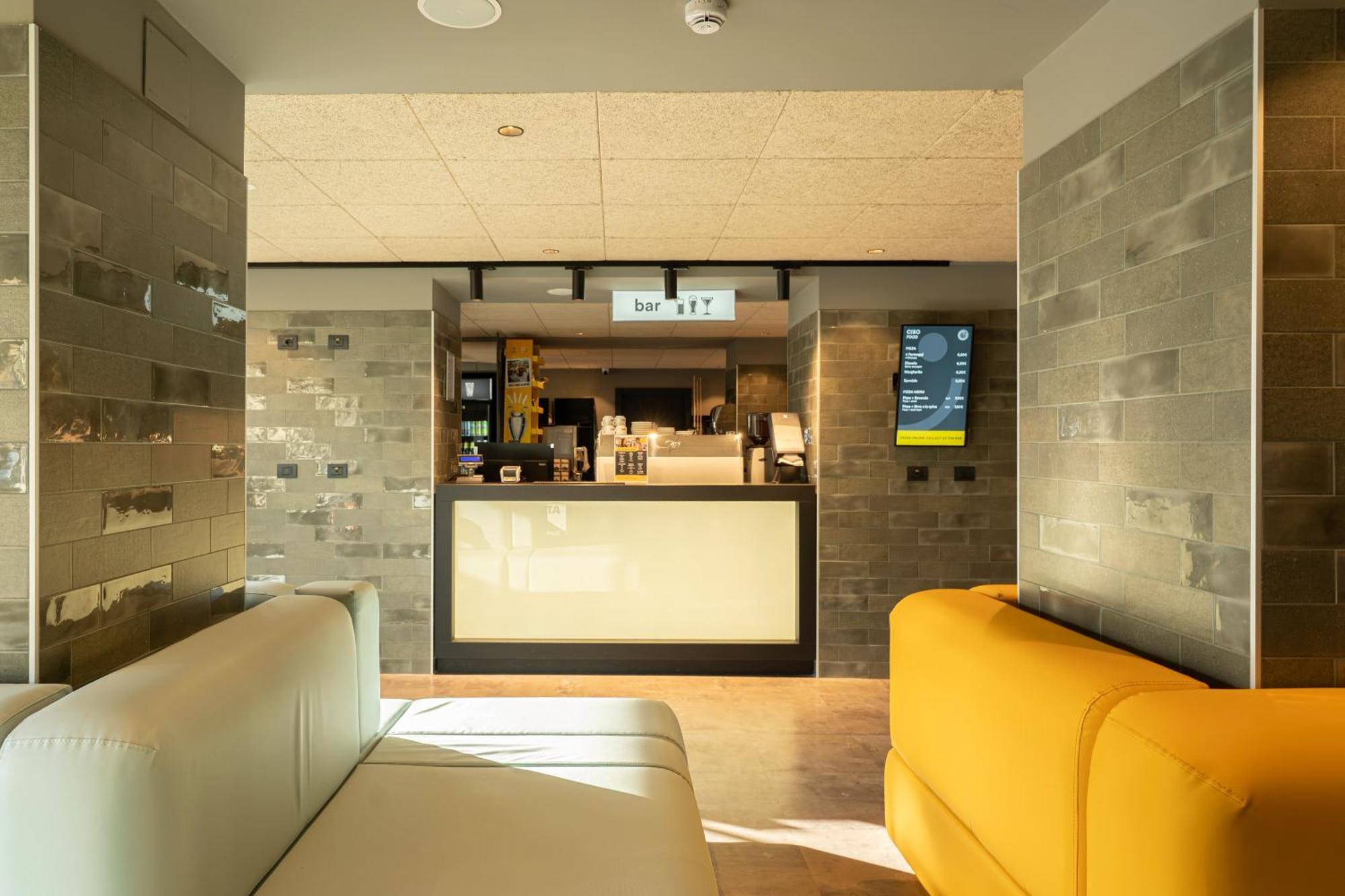 A&O Hostel Firenze Campo Di Marte Ngoại thất bức ảnh